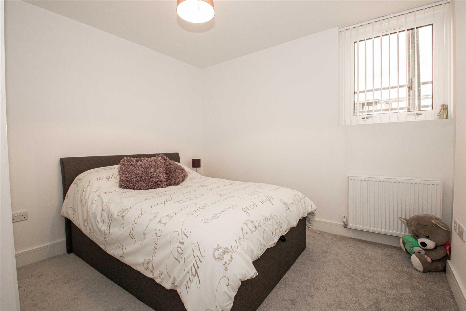 352 Avebury Boulevard, Central Milton Keynes, Milton Keynes